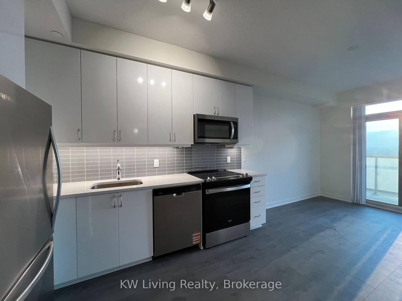 38 Annie Craig Drive, Unit 2410 thumbnail 8