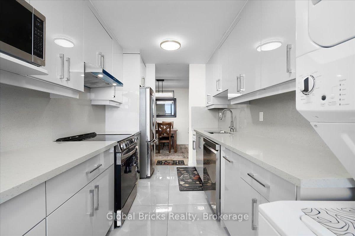 17 Knightsbridge Road, Unit 1103 thumbnail 12