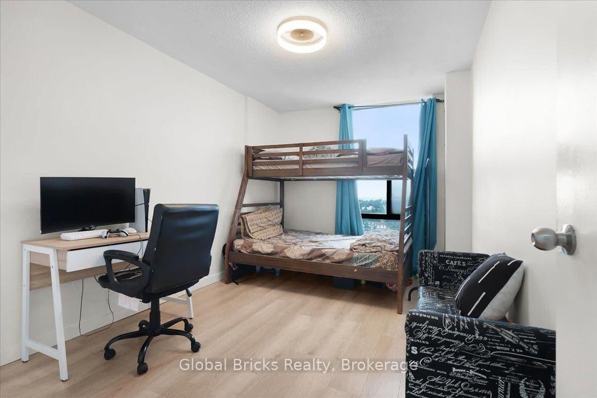 17 Knightsbridge Road, Unit 1103 thumbnail 19
