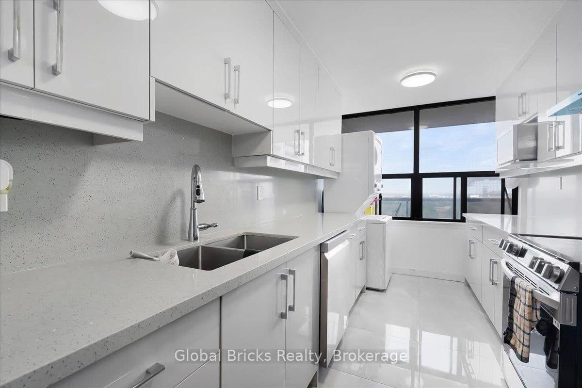 17 Knightsbridge Road, Unit 1103 thumbnail 8
