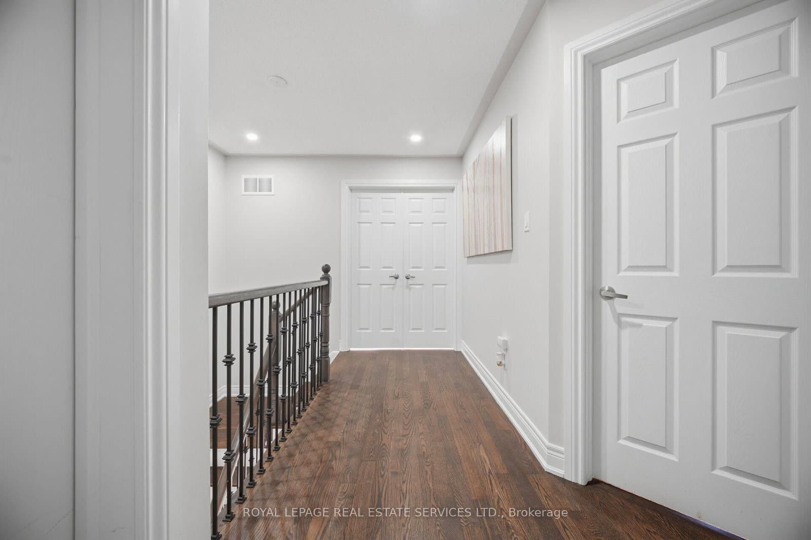 8 Wardsville Drive thumbnail 20