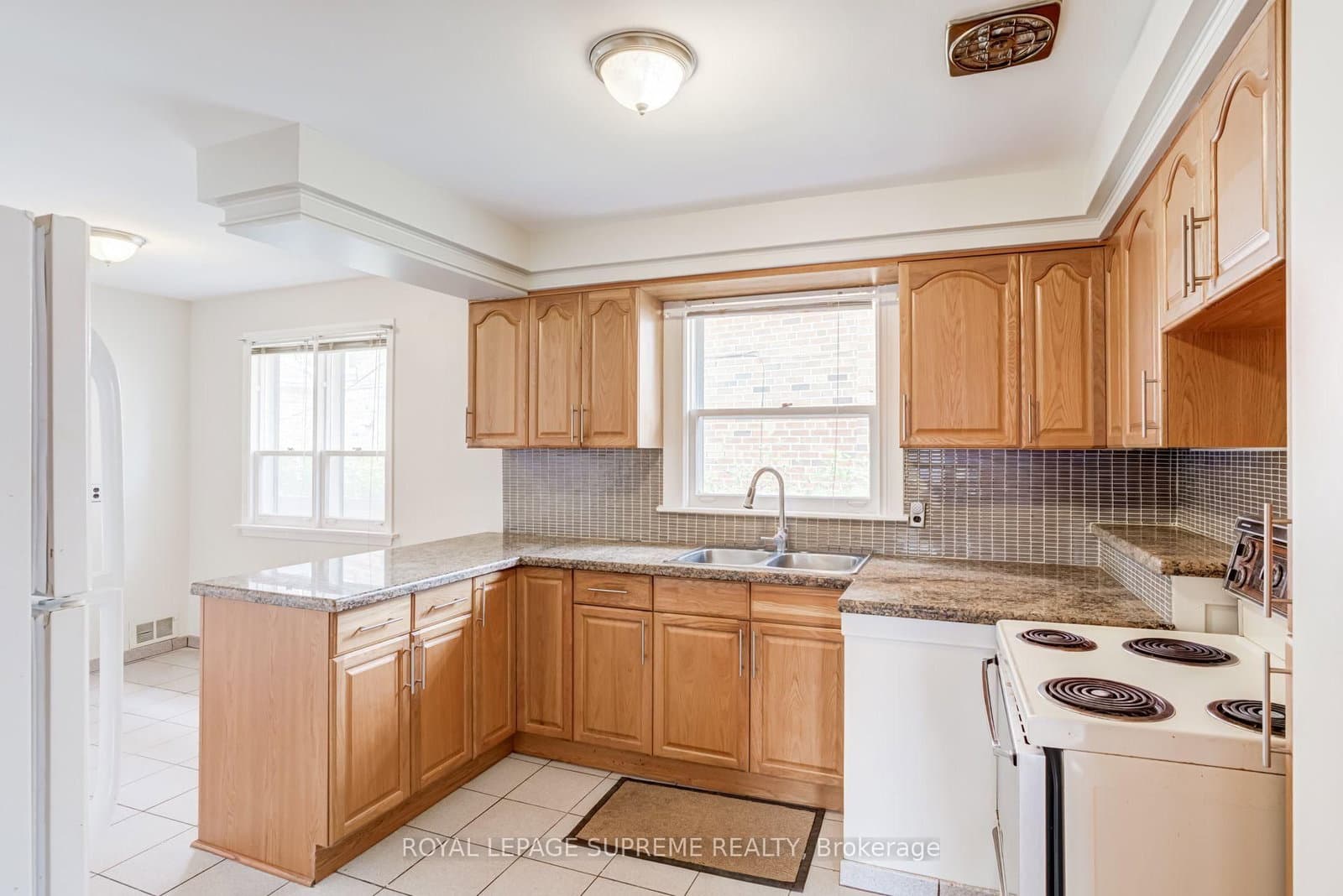 5 Paramount Court, Unit Main thumbnail 10