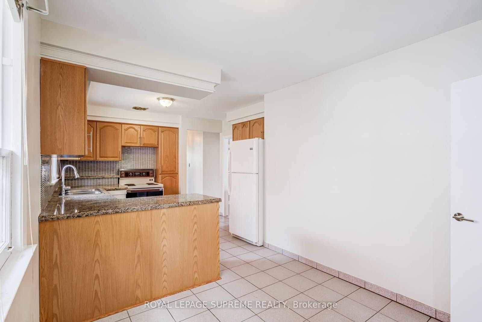 5 Paramount Court, Unit Main thumbnail 11