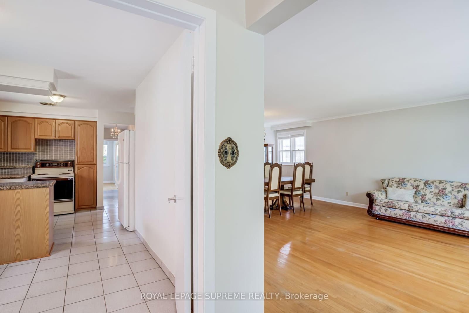 5 Paramount Court, Unit Main thumbnail 4