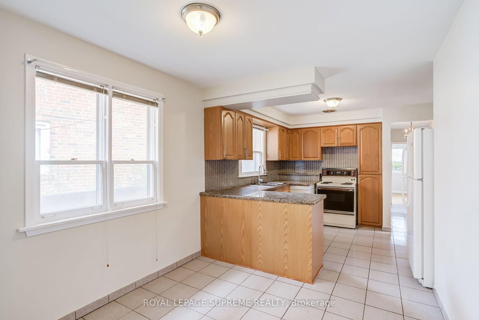 5 Paramount Court, Unit Main thumbnail 9