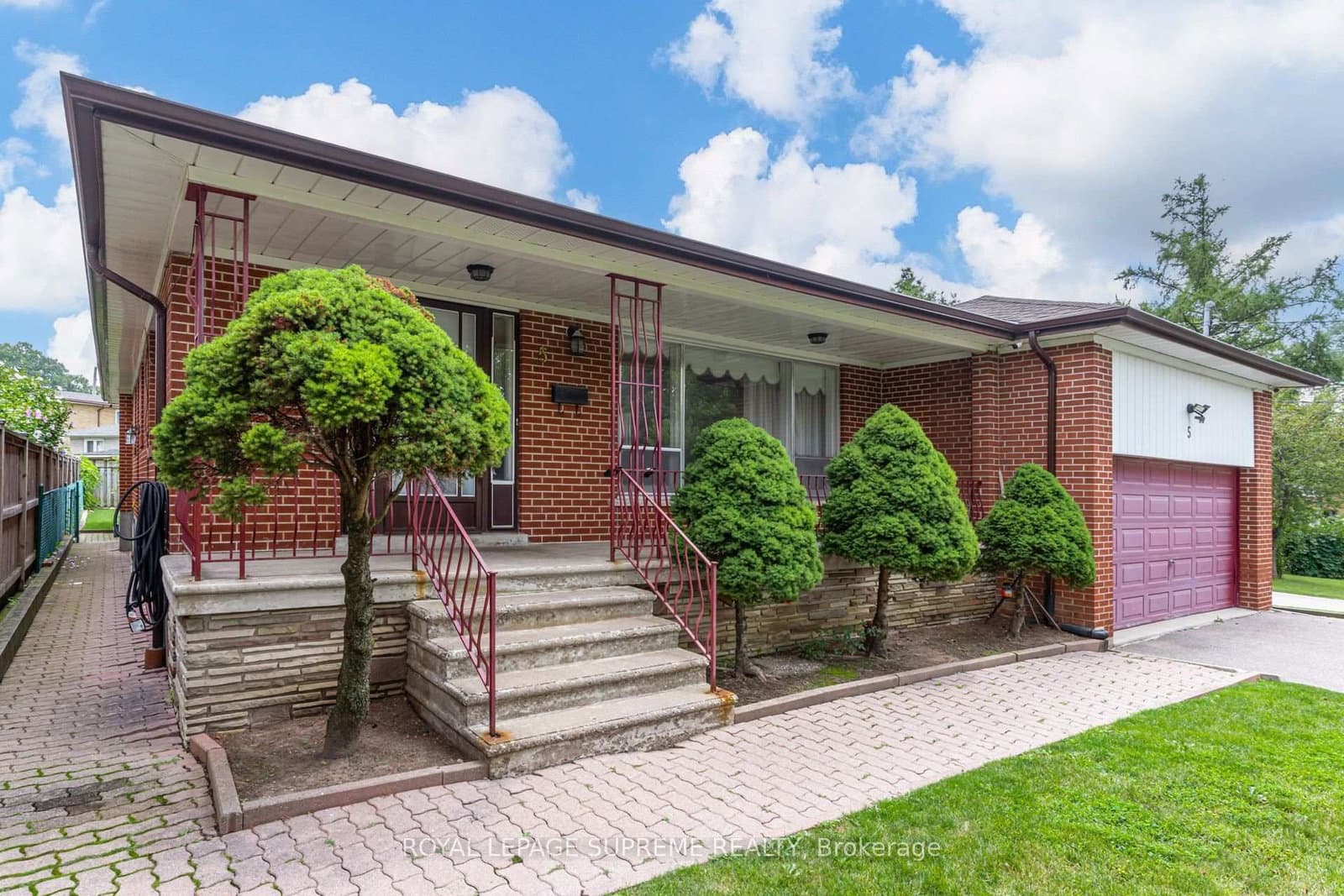 5 Paramount Court, Unit Bsmt - Image 1