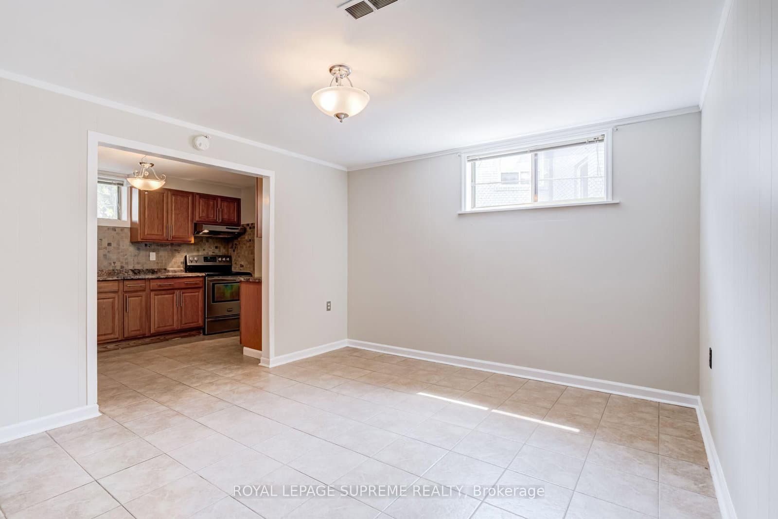 5 Paramount Court, Unit Bsmt thumbnail 8