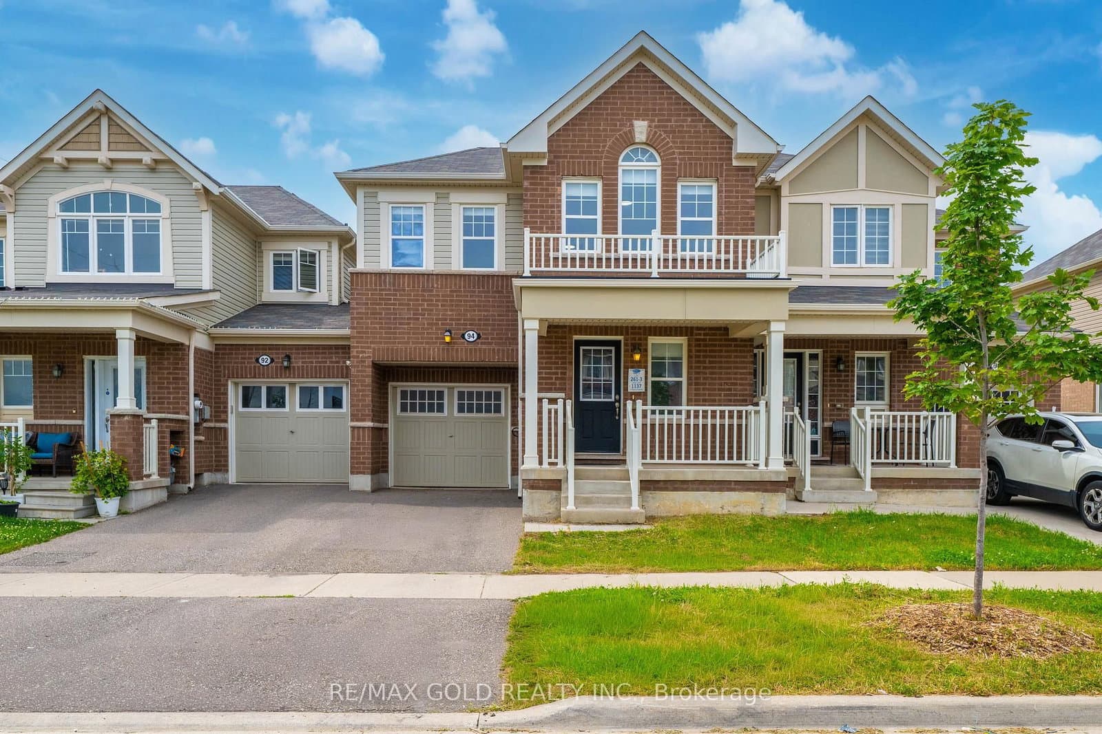 94 Benhurst Crescent - Image 1