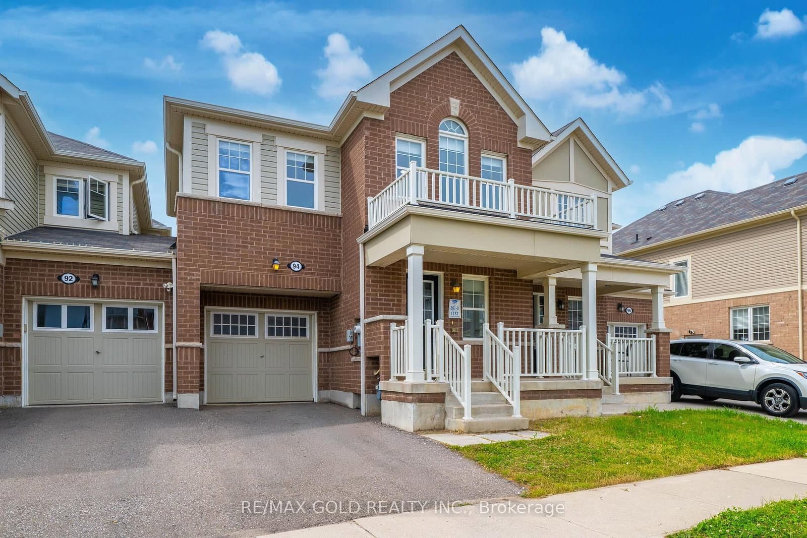 94 Benhurst Crescent thumbnail 2