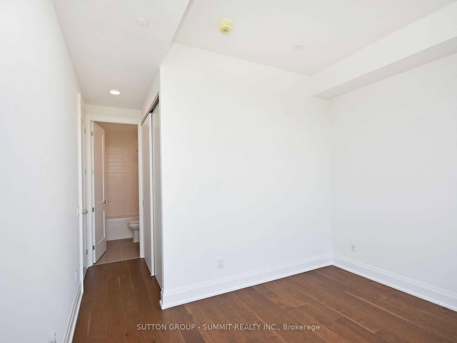 21 PARK Street E, Unit 1606 thumbnail 34