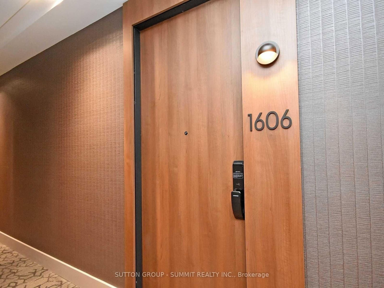 21 PARK Street E, Unit 1606 thumbnail 8