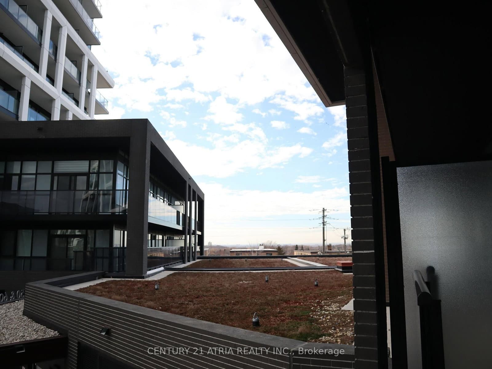 60 George Butchart Drive, Unit 210 thumbnail 10