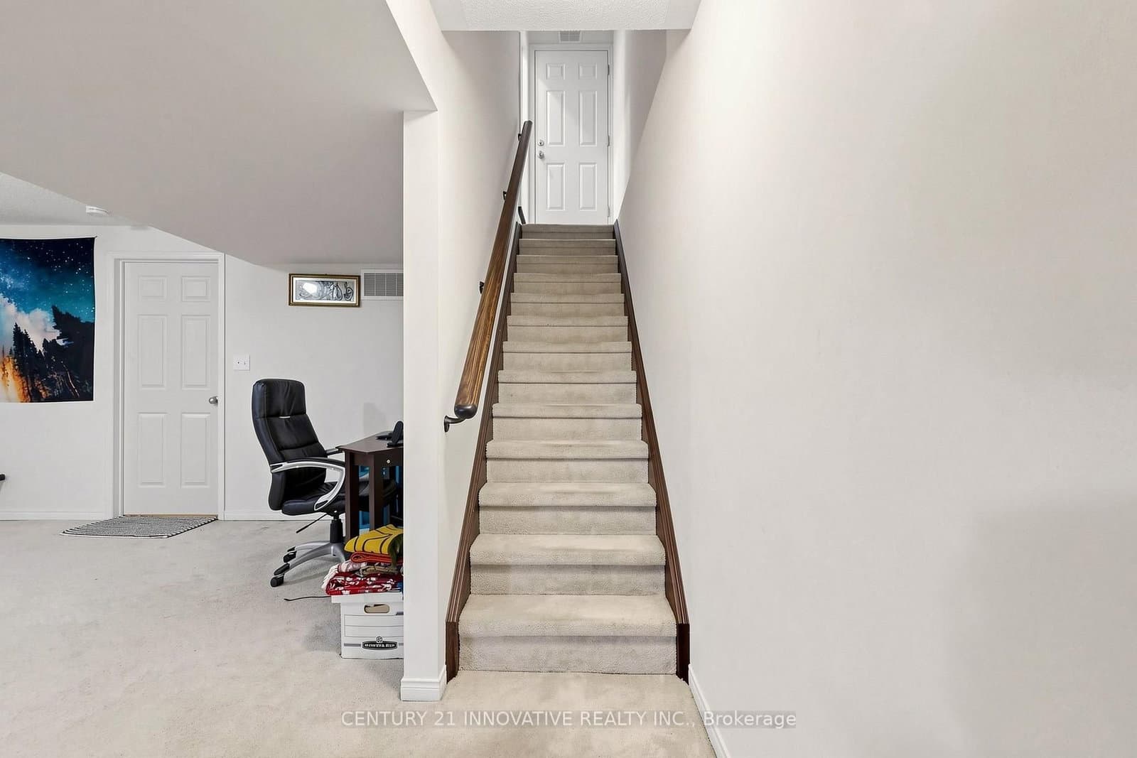 446 Bessborough Drive thumbnail 27