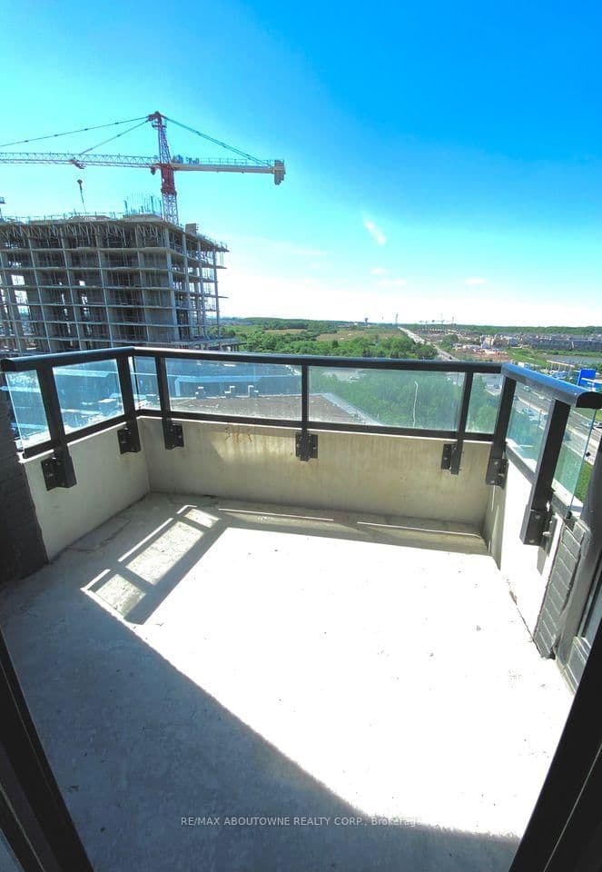 297 Oak Walk Drive, Unit 807 thumbnail 9
