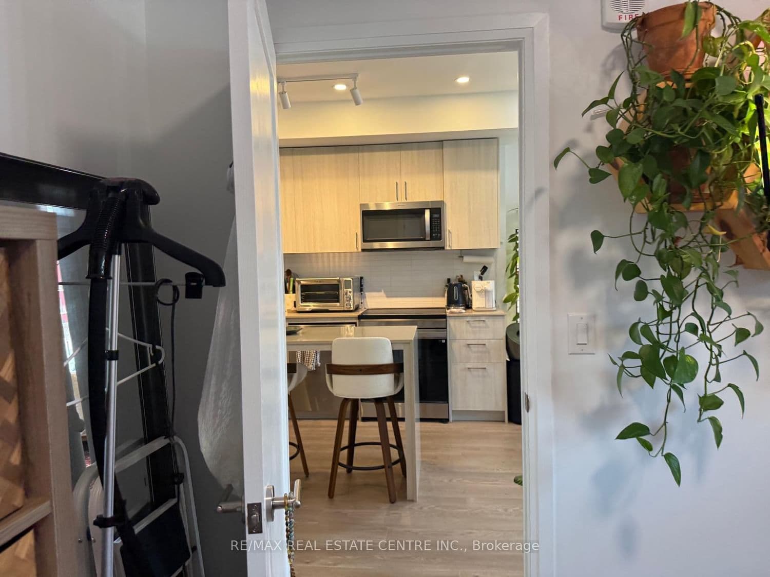 3250 Carding Mill Trail, Unit 418 thumbnail 6