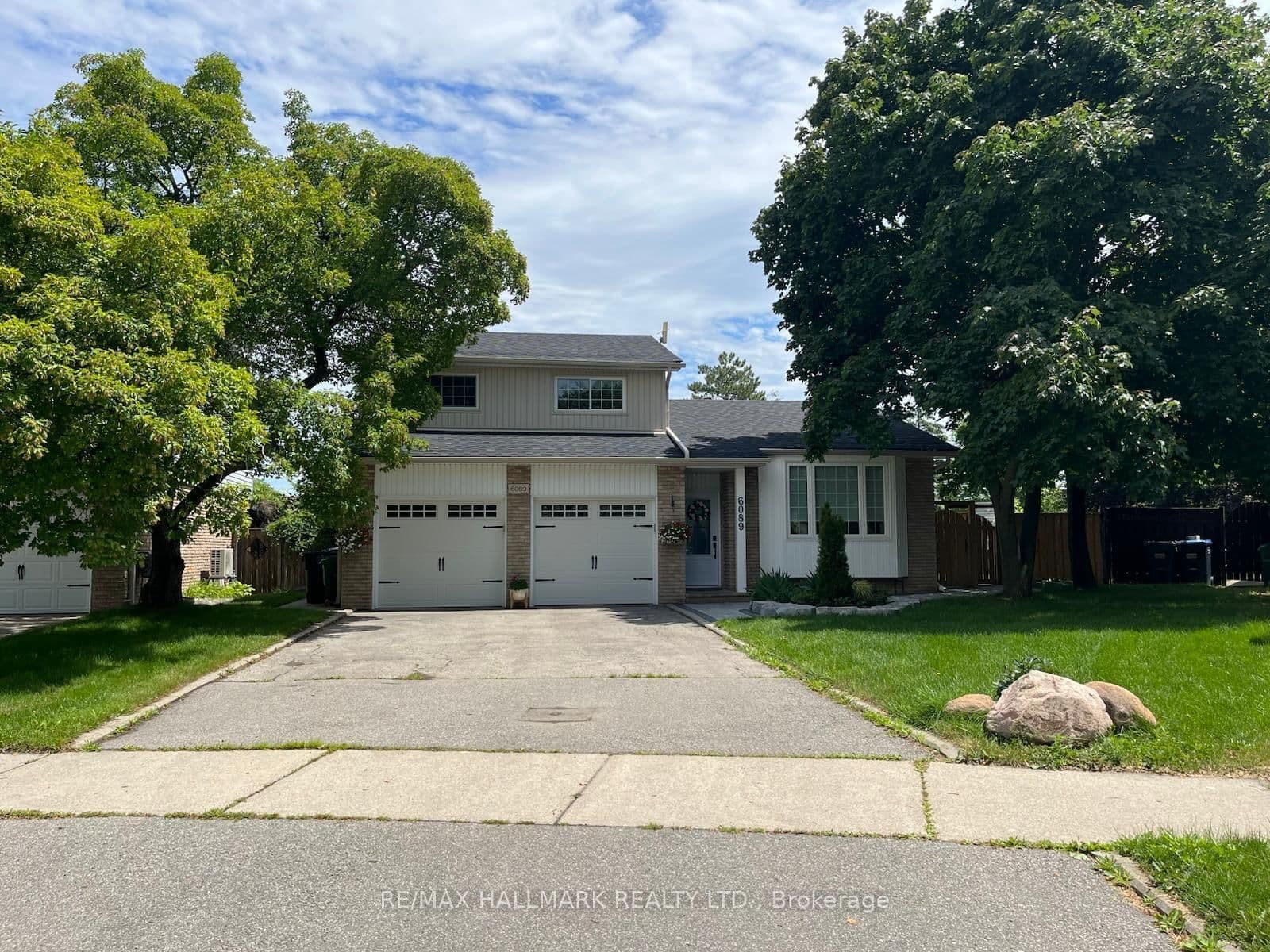6089 Starfield Crescent - Image 1