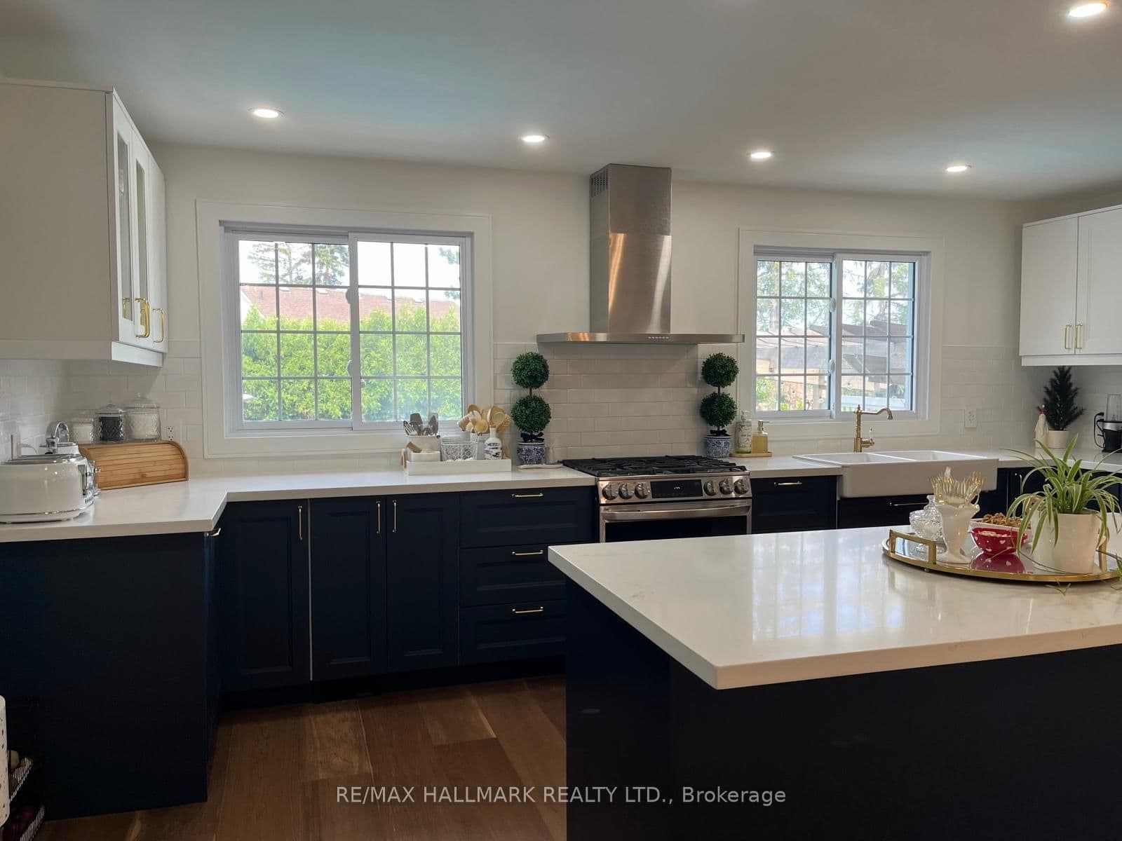 6089 Starfield Crescent thumbnail 6