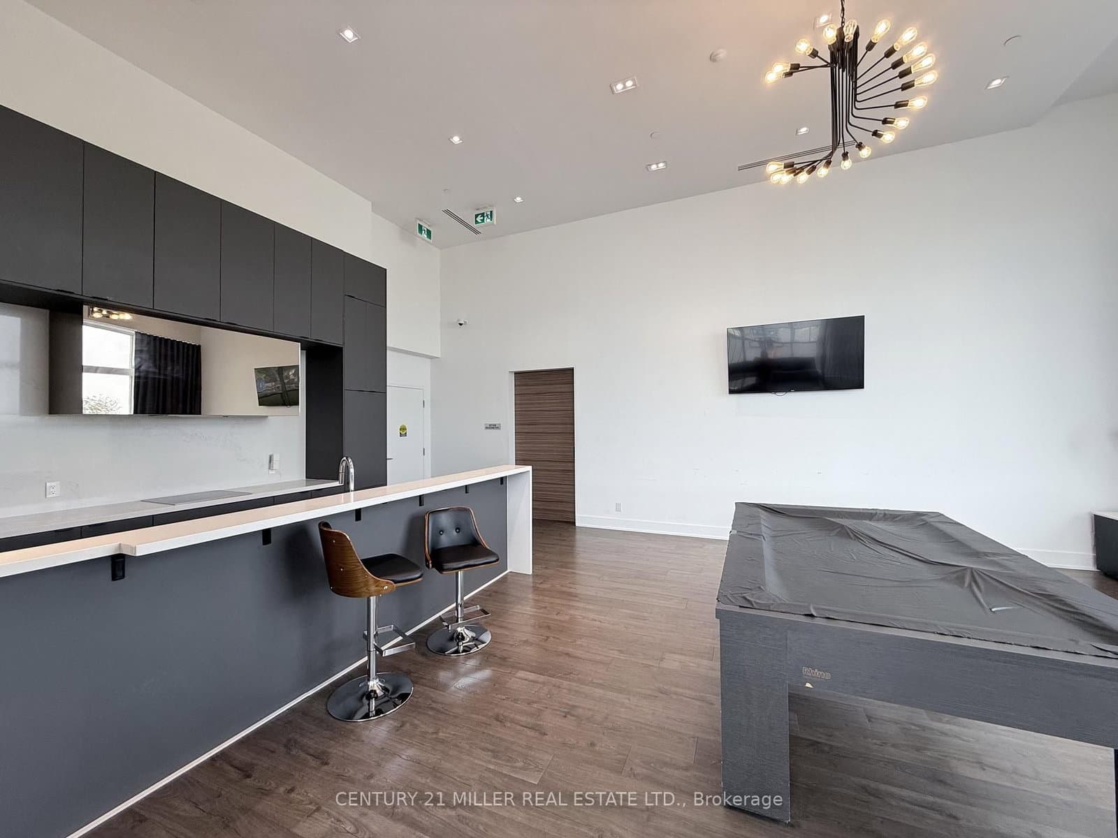 297 Oak Walk Drive, Unit 1904 thumbnail 15