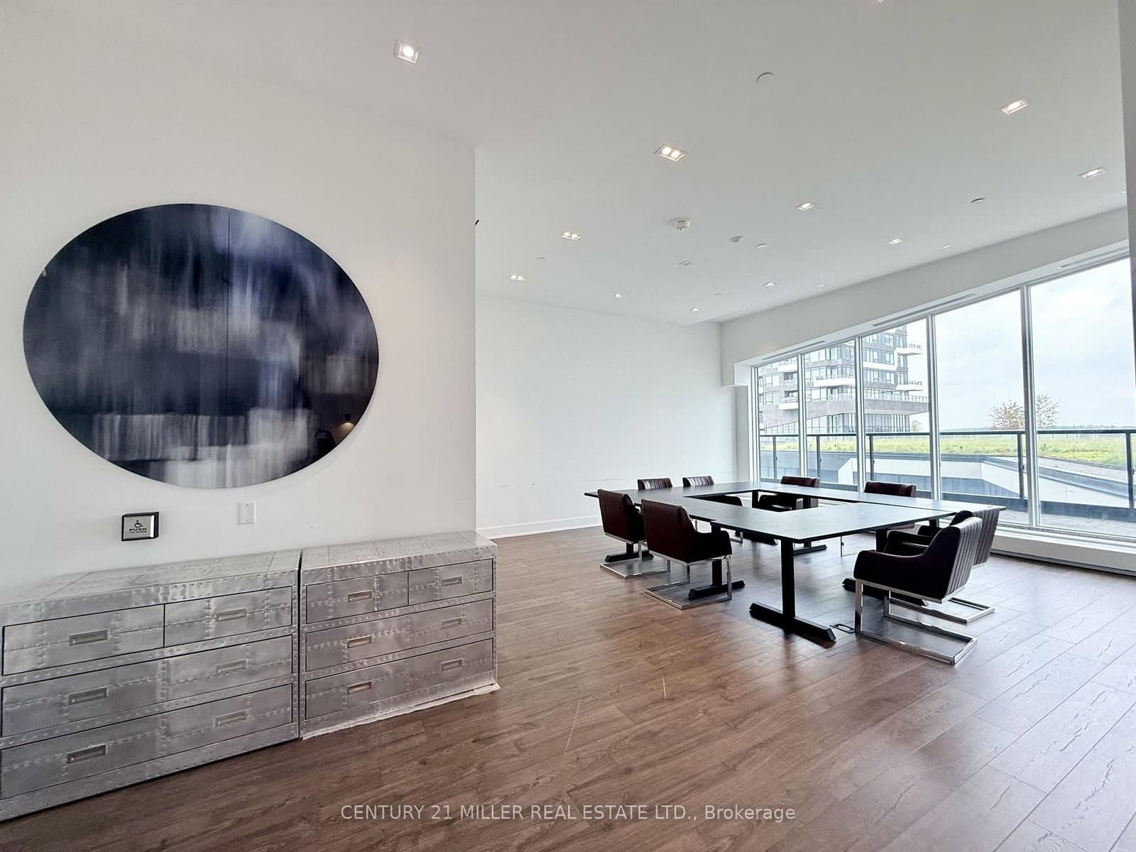297 Oak Walk Drive, Unit 1904 thumbnail 17