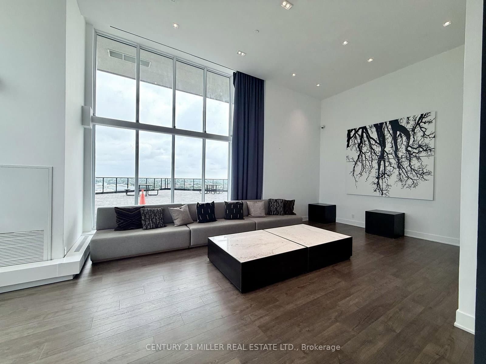 297 Oak Walk Drive, Unit 1904 thumbnail 18