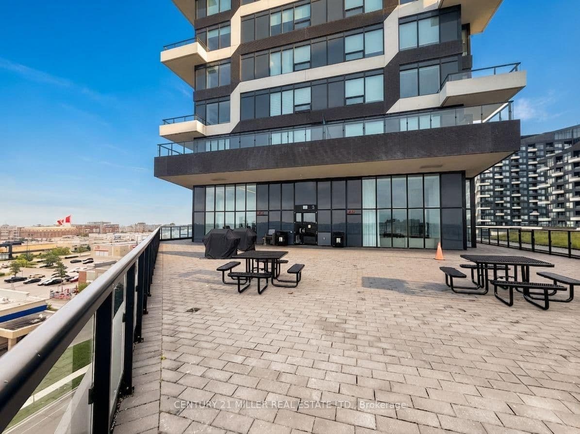 297 Oak Walk Drive, Unit 1904 thumbnail 19