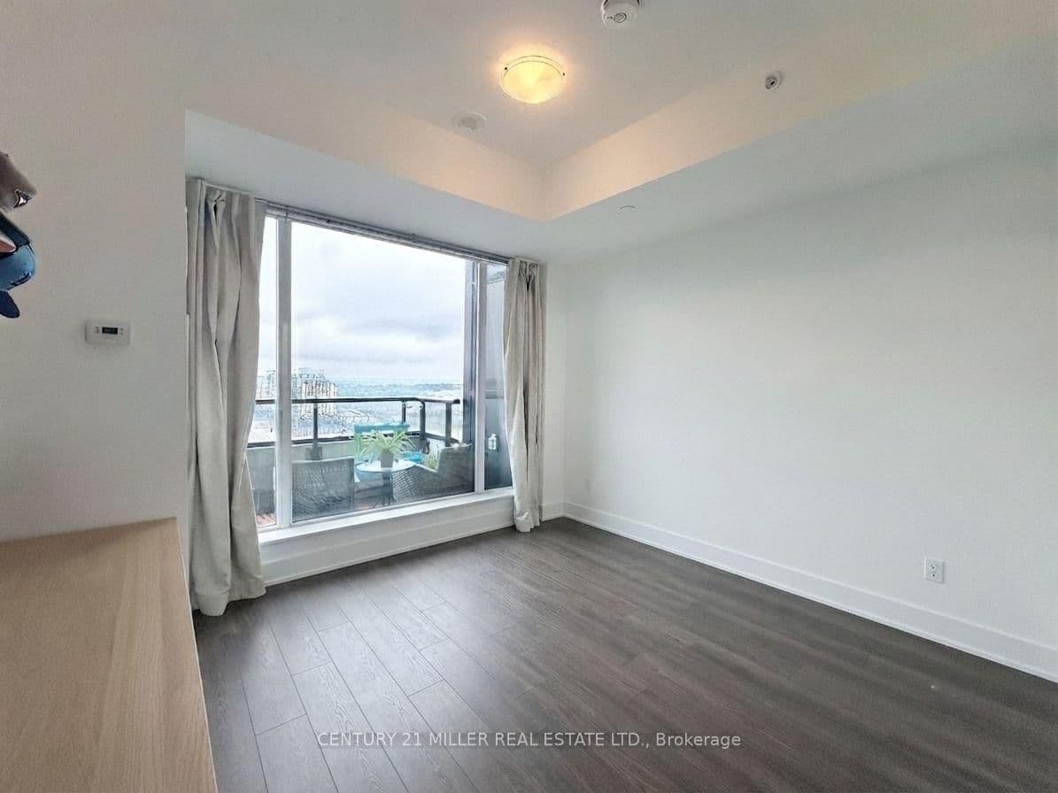 297 Oak Walk Drive, Unit 1904 thumbnail 6