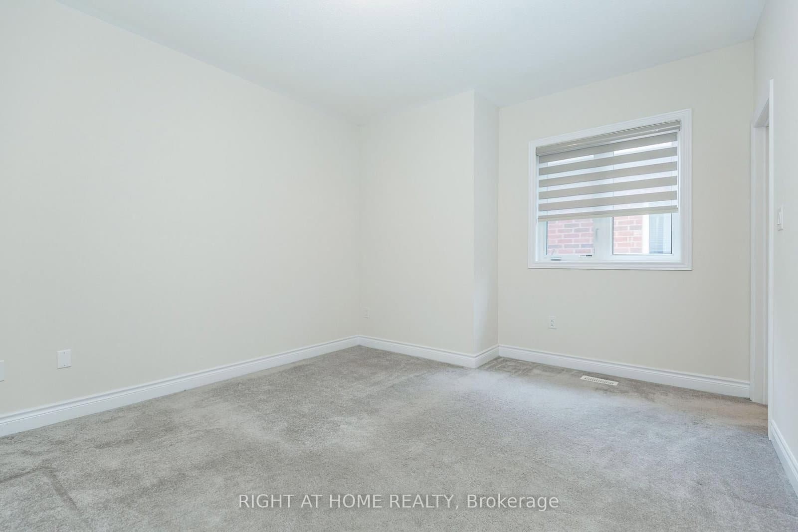 8 Monarch Drive thumbnail 30