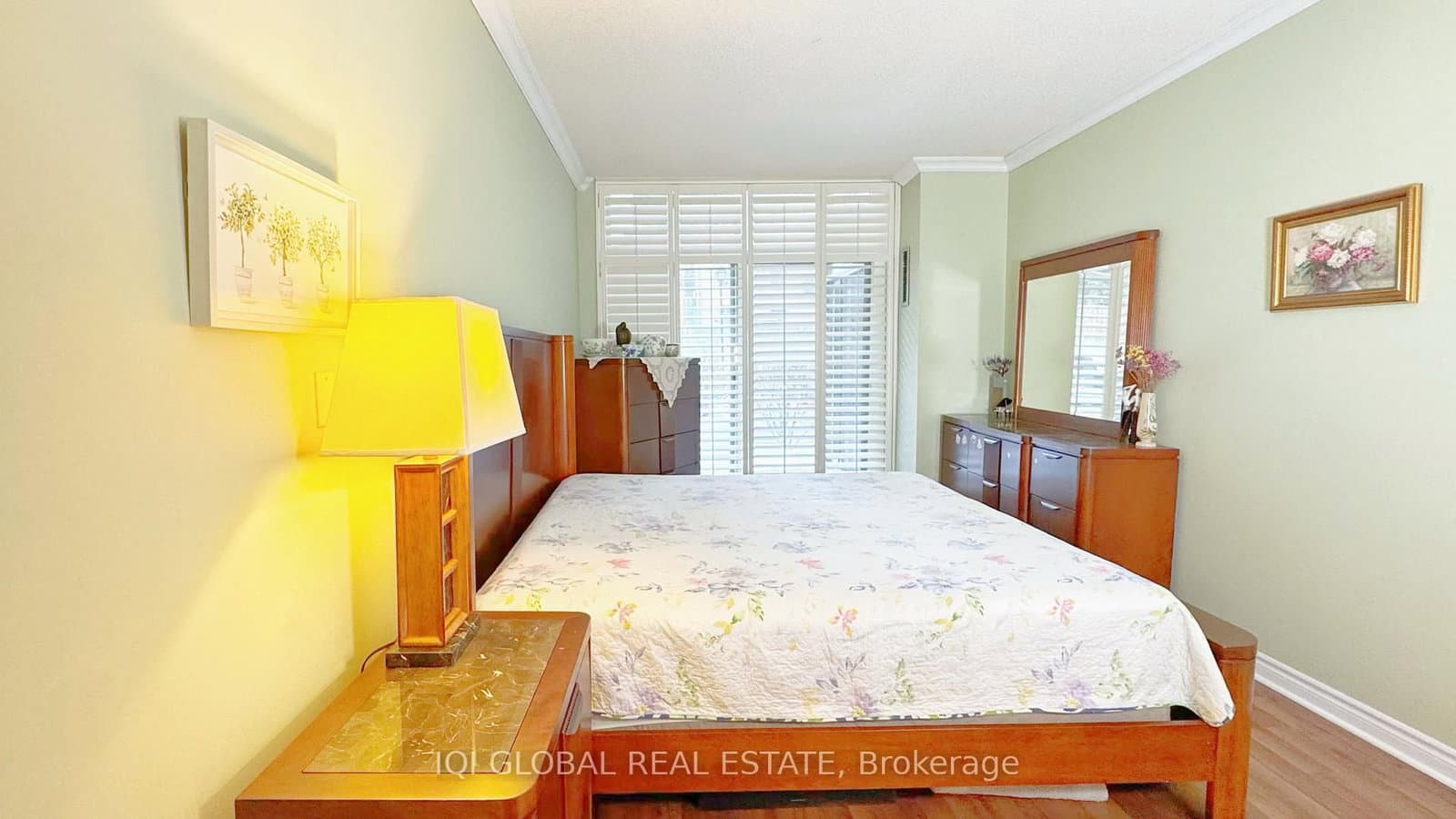 2511 Lakeshore Road W, Unit 109 thumbnail 11