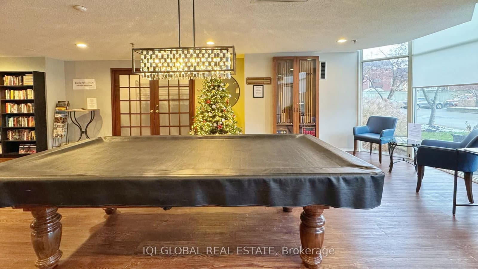 2511 Lakeshore Road W, Unit 109 thumbnail 19