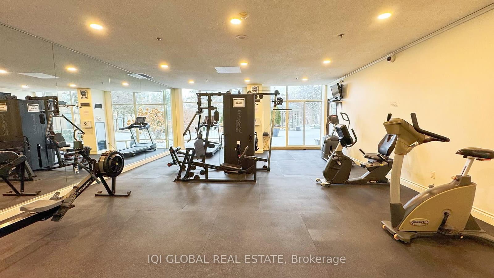 2511 Lakeshore Road W, Unit 109 thumbnail 20