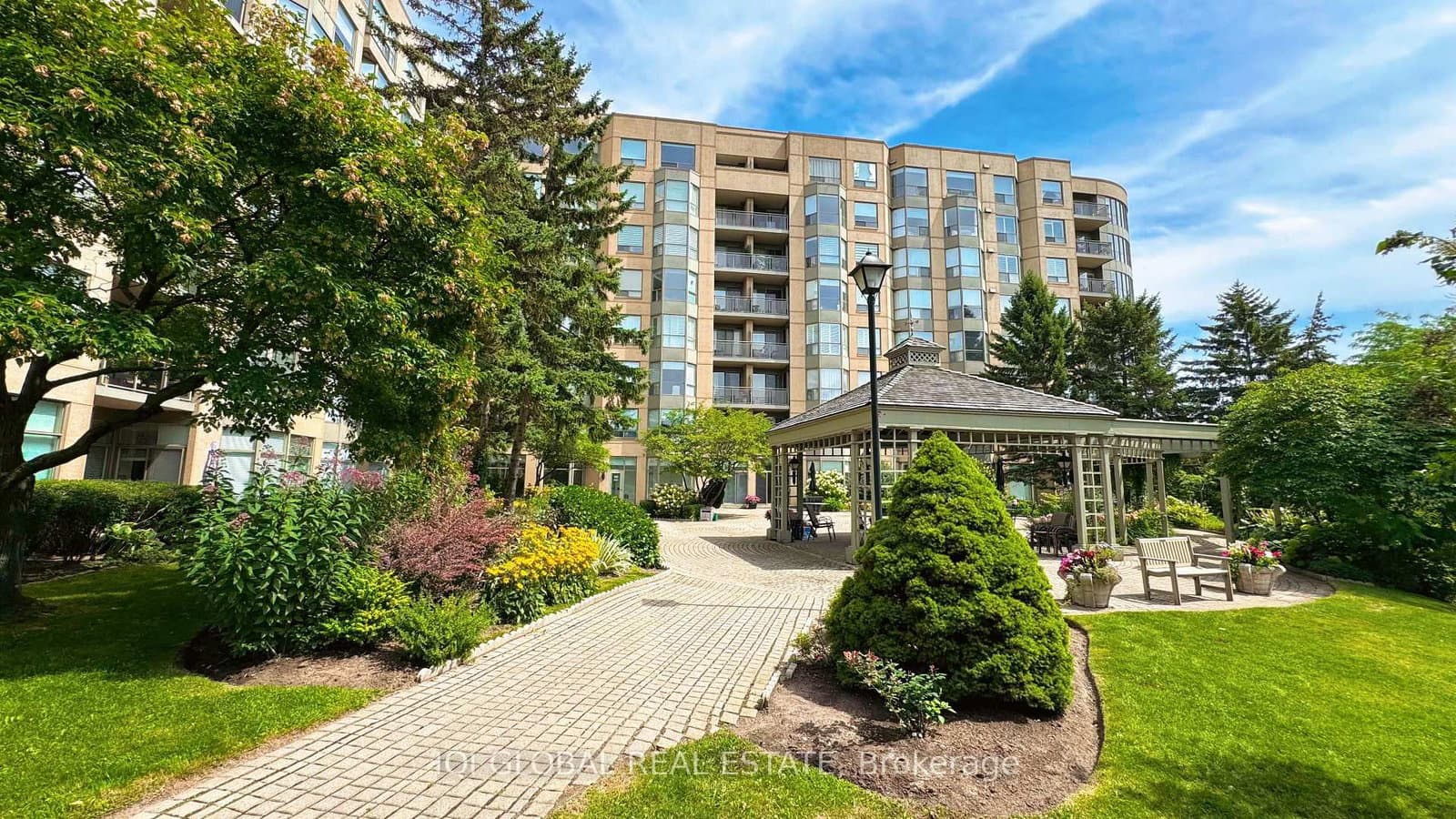 2511 Lakeshore Road W, Unit 109 thumbnail 23