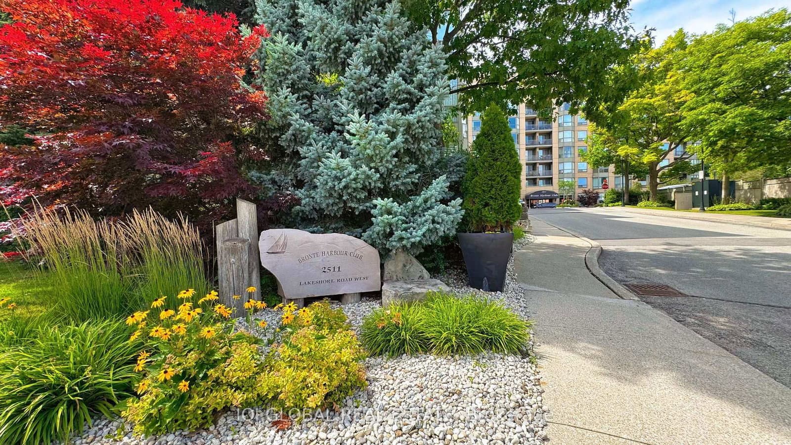 2511 Lakeshore Road W, Unit 109 thumbnail 26