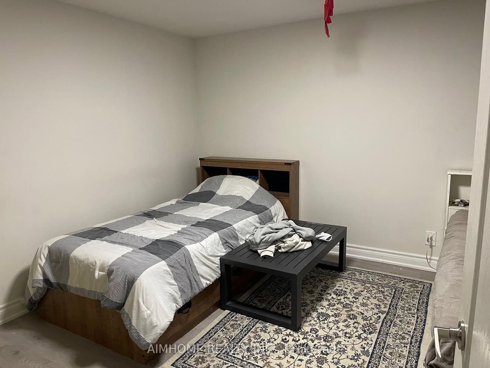 170 Gracefield Avenue thumbnail 16