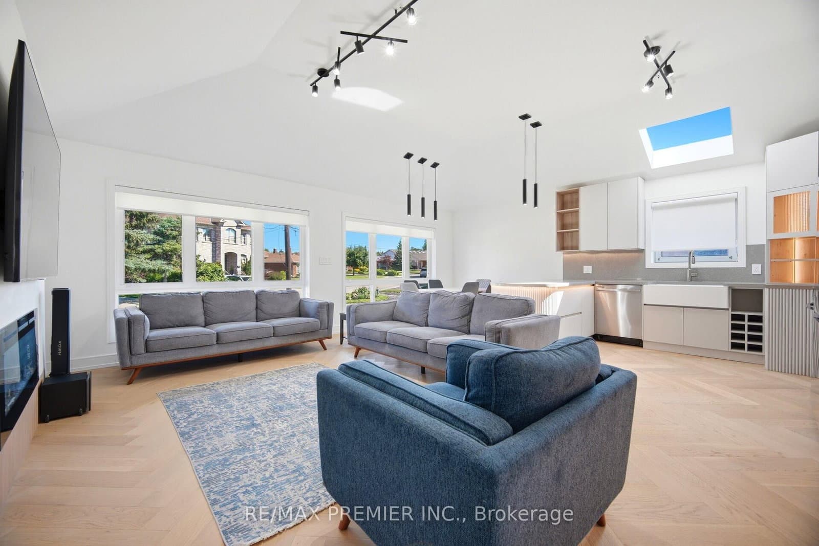 19 Jacinta Drive thumbnail 3