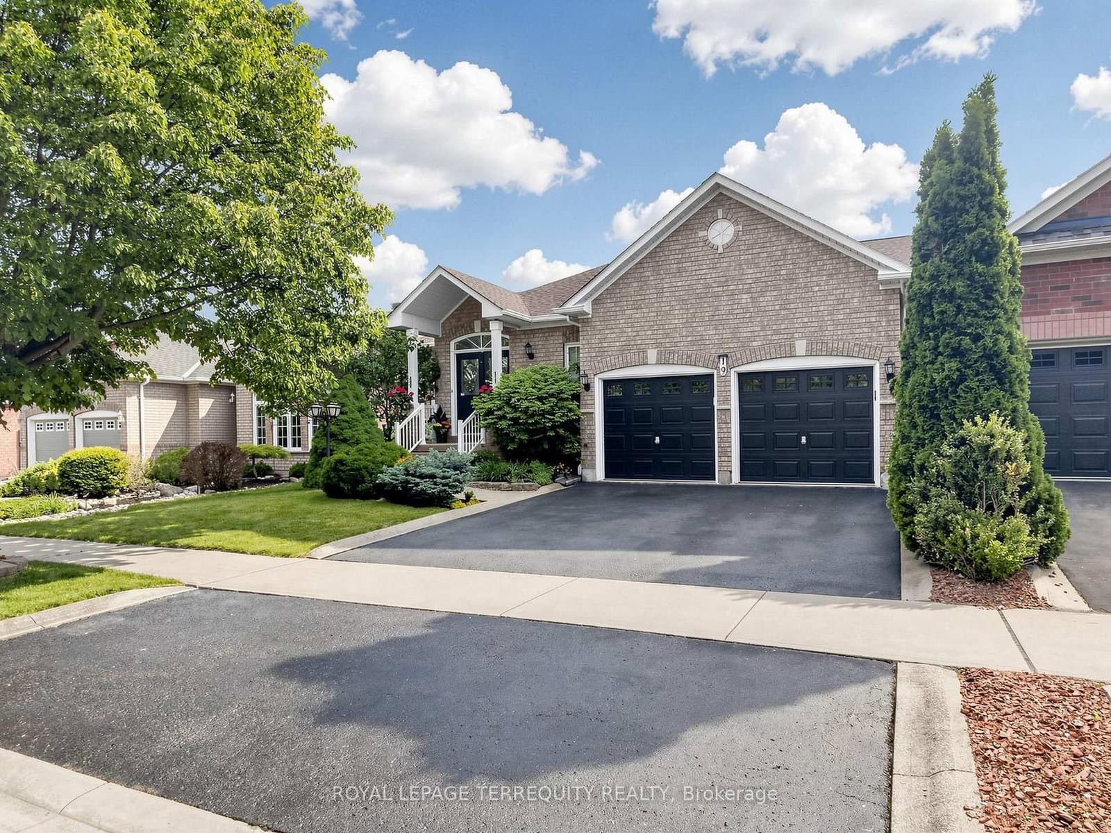 19 Johnson Crescent - Image 1