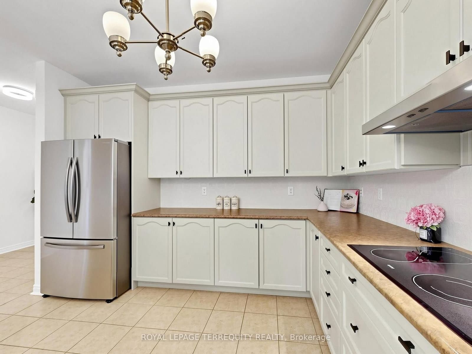 19 Johnson Crescent thumbnail 21
