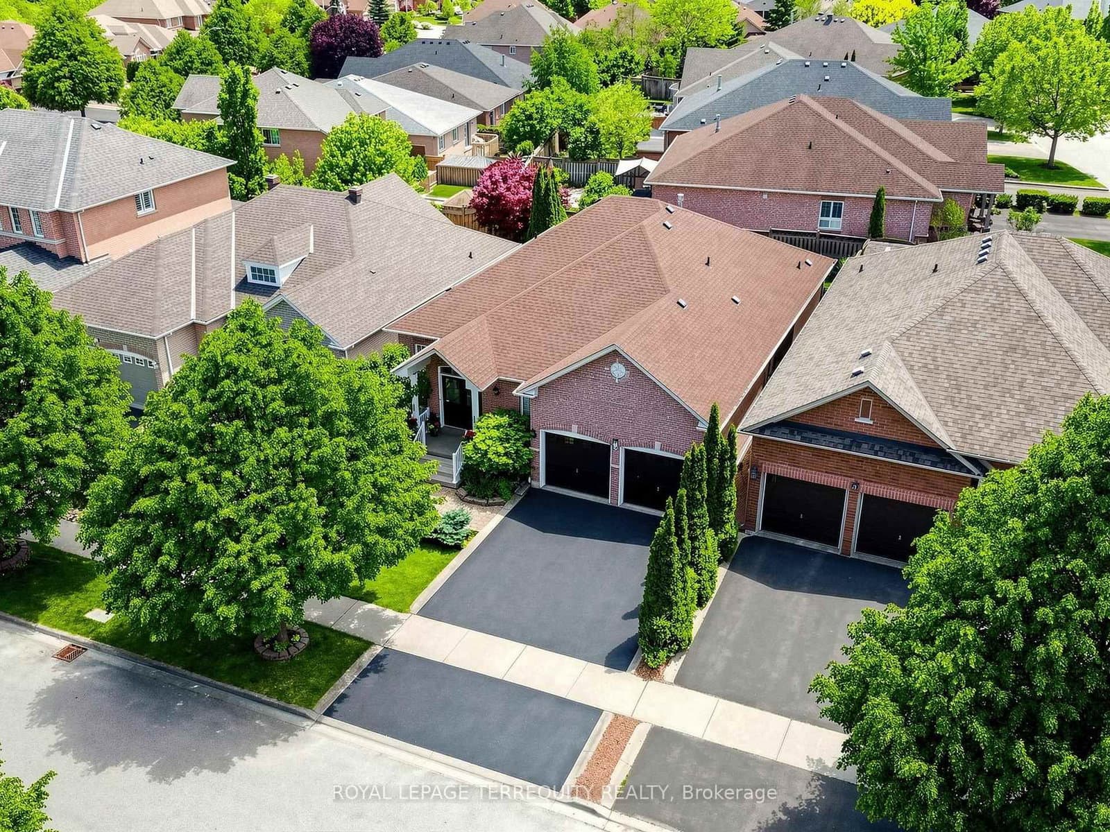 19 Johnson Crescent thumbnail 3