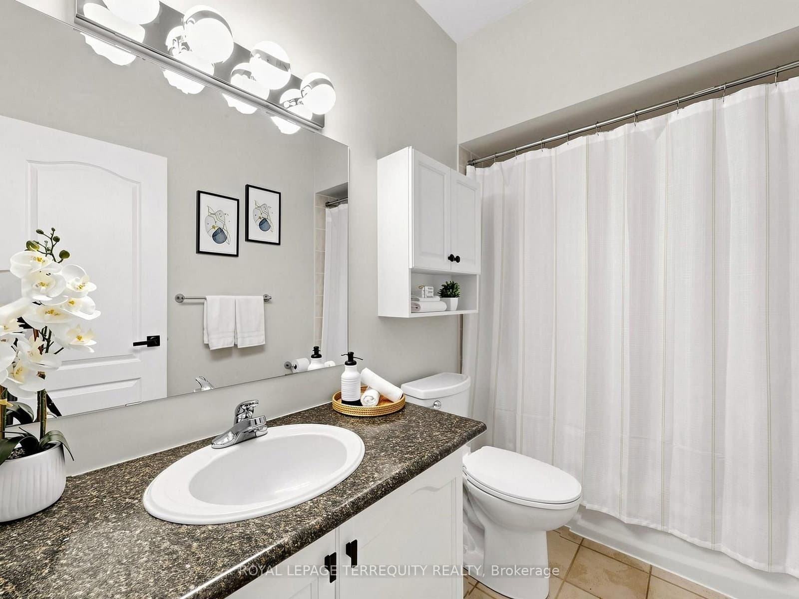 19 Johnson Crescent thumbnail 32