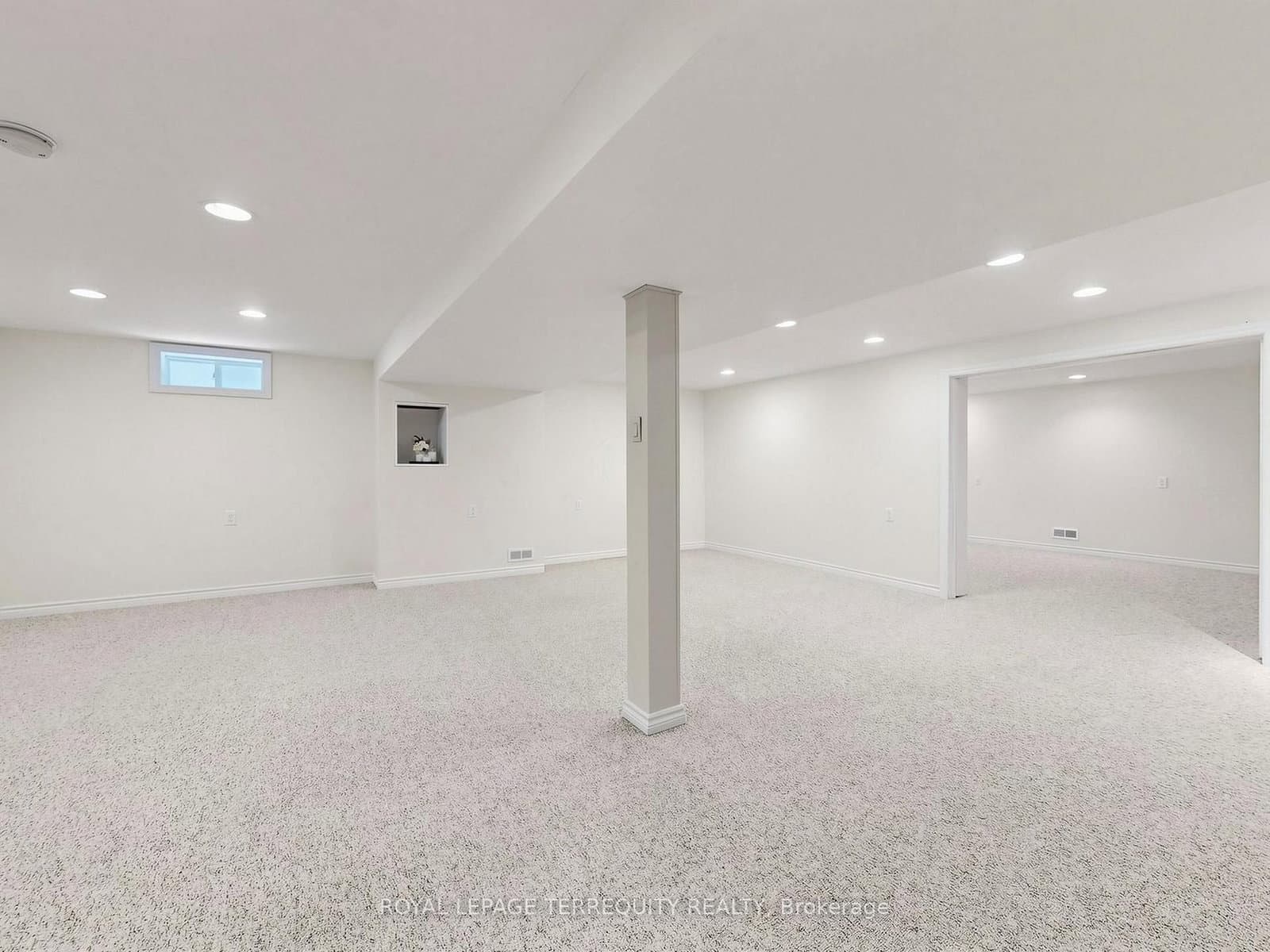 19 Johnson Crescent thumbnail 35