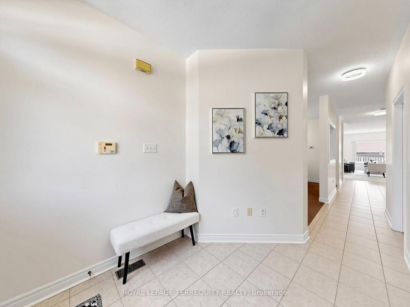 19 Johnson Crescent thumbnail 8