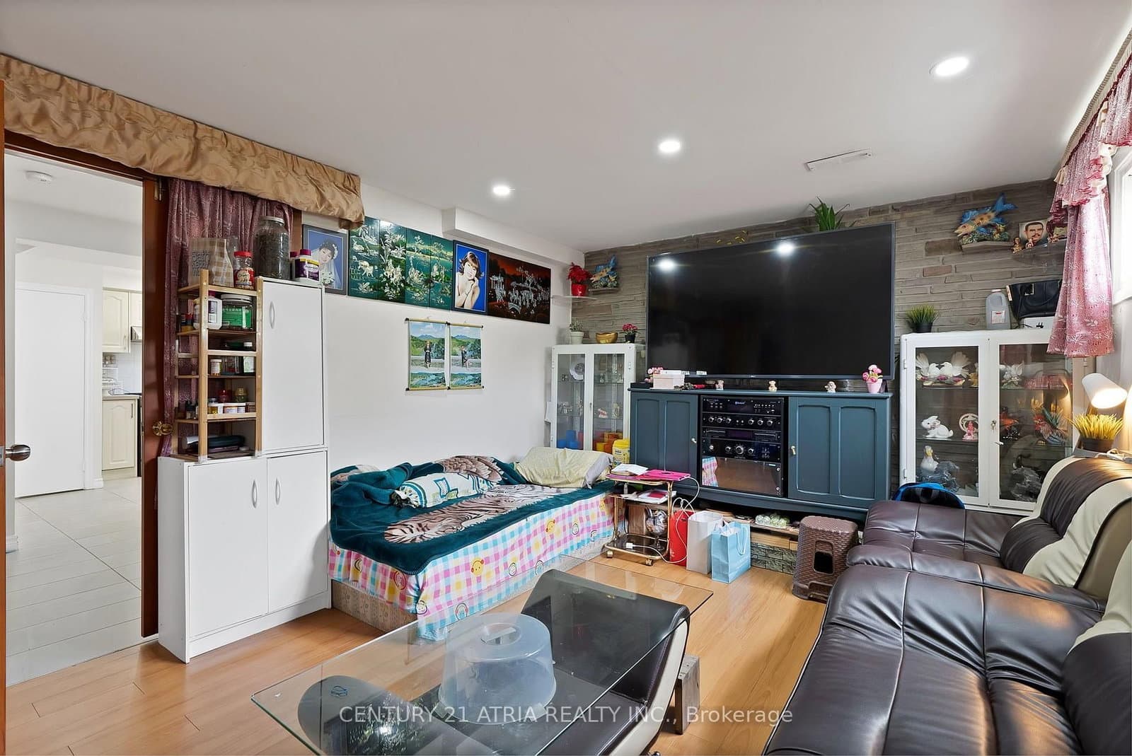 56 Tobermory Drive thumbnail 26