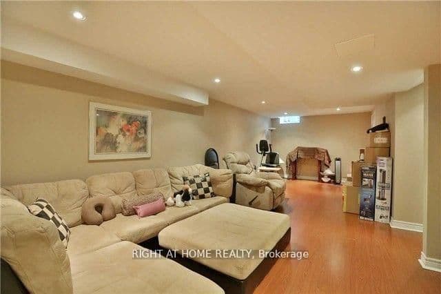 5162 Falconcrest Drive thumbnail 17