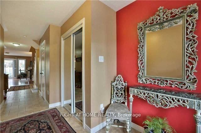 5162 Falconcrest Drive thumbnail 3