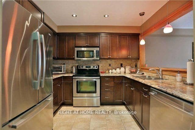 5162 Falconcrest Drive thumbnail 6