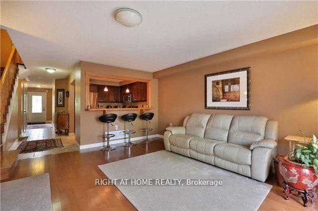 5162 Falconcrest Drive thumbnail 8
