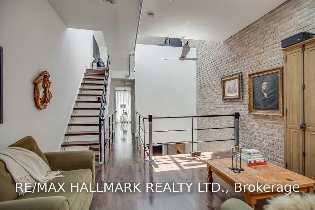 6 Bartlett Avenue, Unit 7 thumbnail 13