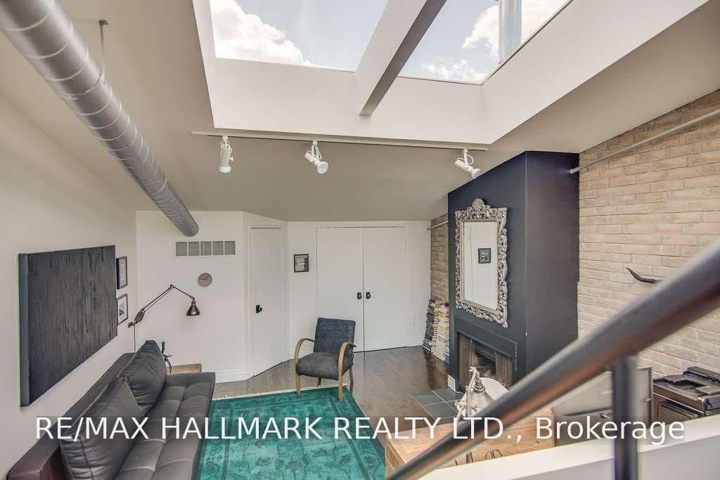 6 Bartlett Avenue, Unit 7 thumbnail 18