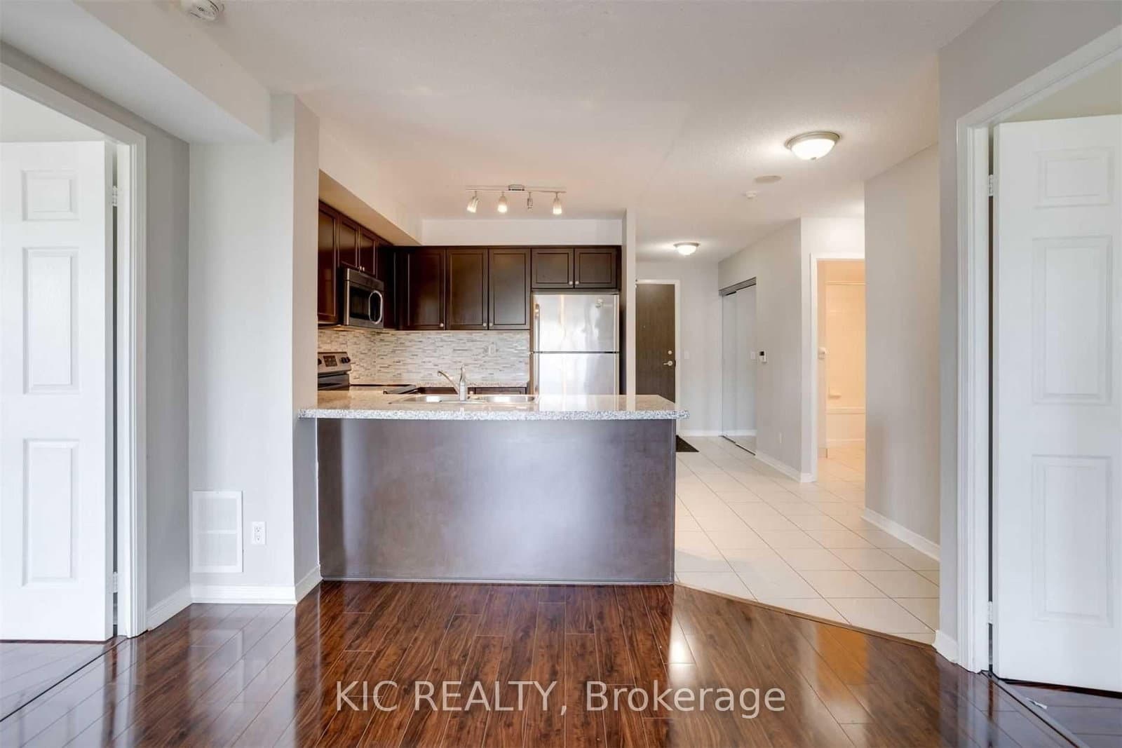 3 MICHAEL POWER Place, Unit 207 thumbnail 2