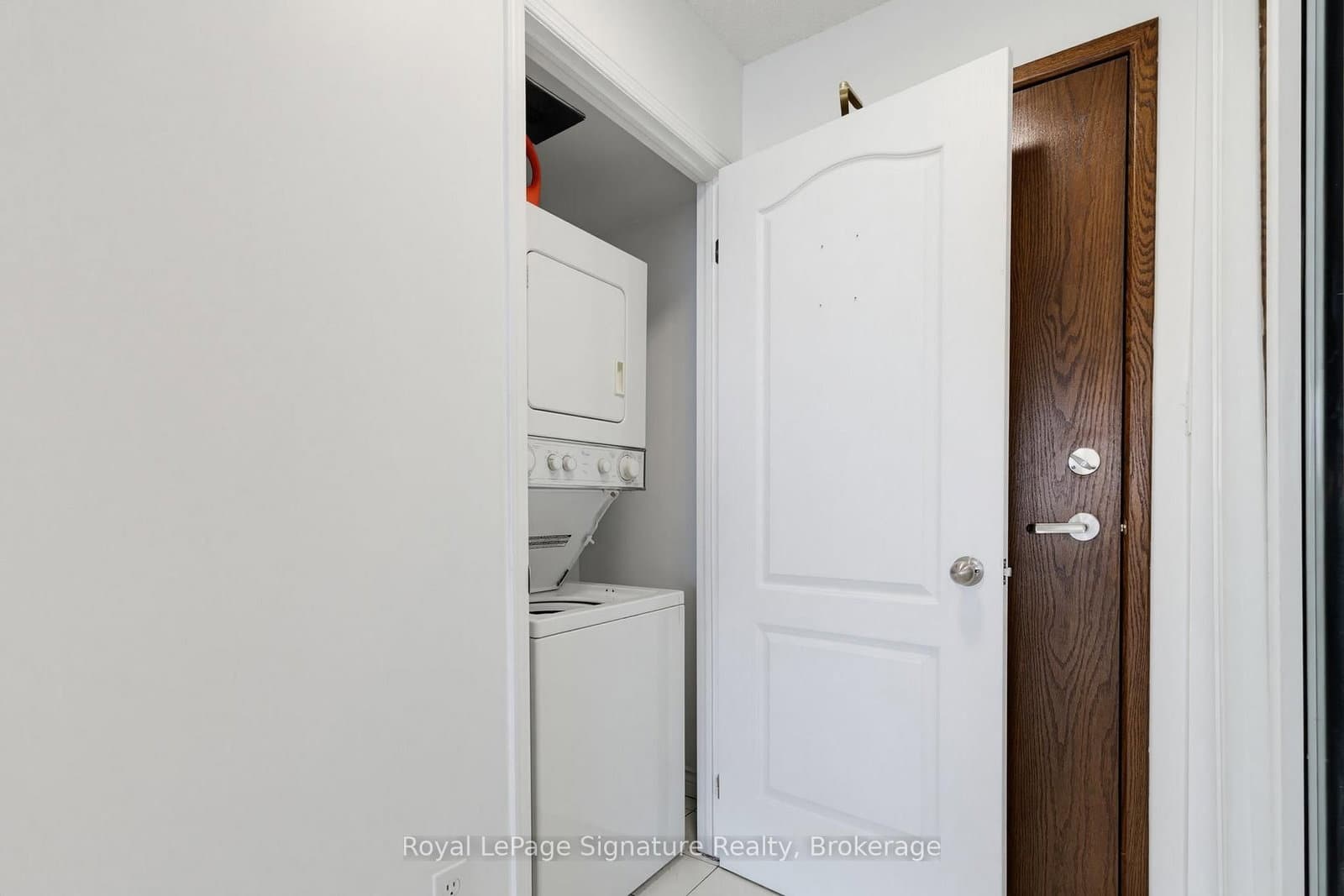 1276 Maple Crossing Boulevard, Unit 1407 thumbnail 22