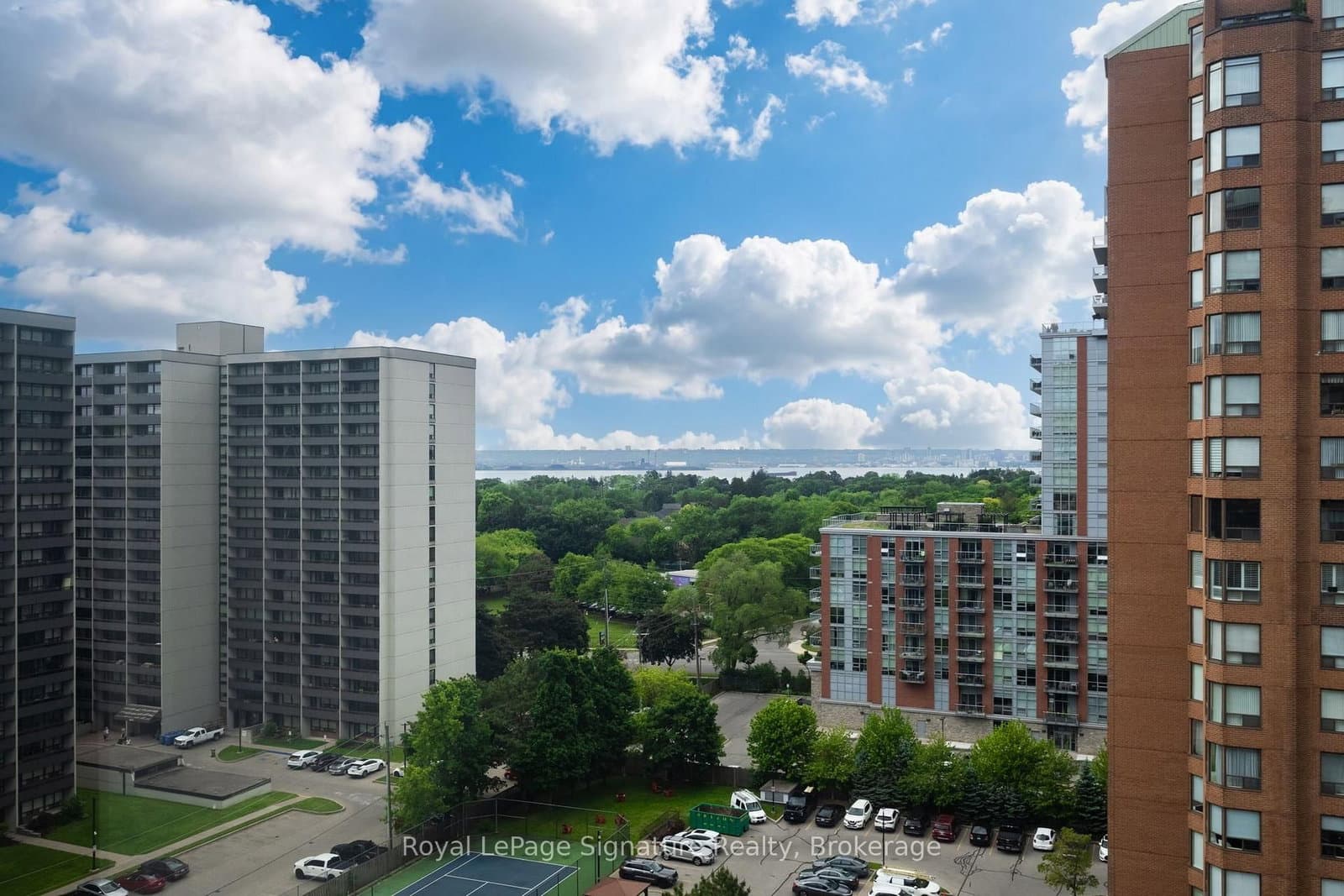 1276 Maple Crossing Boulevard, Unit 1407 thumbnail 24
